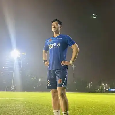 汪芳